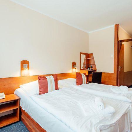 Hotel Sachticka Banská Bystrica Dış mekan fotoğraf