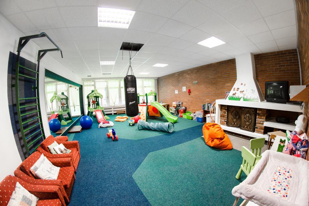Hotel Sachticka Banská Bystrica Dış mekan fotoğraf