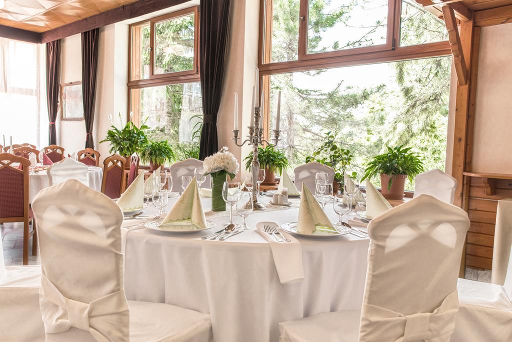Hotel Sachticka Banská Bystrica Dış mekan fotoğraf